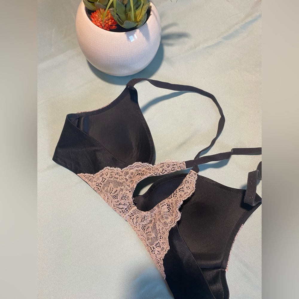 Victoria’s Secret bra